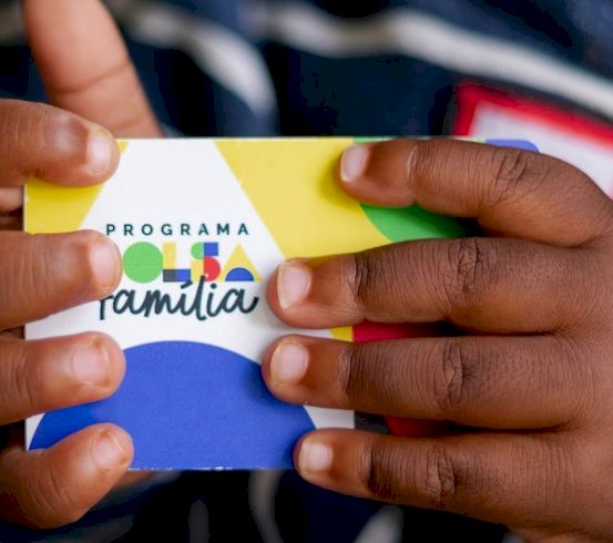 Caixa paga Bolsa Família a beneficiários com NIS de final 3