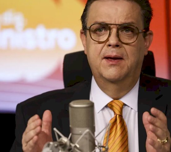 Ministro teme emenda que reduz INSS para compensar fim da escala 6x1