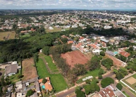 Ponta Por&atilde; anuncia constru&ccedil;&atilde;o de est&aacute;dio de futebol e &aacute;reas esportivas