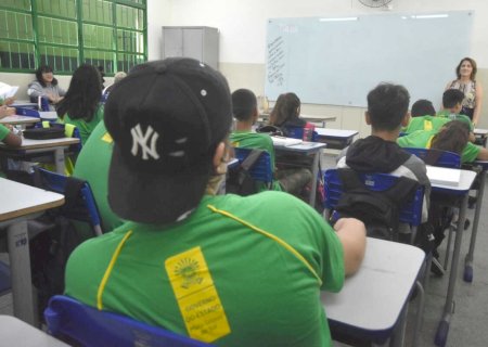 Professores cobram segurança em salas de aula da prefeitura