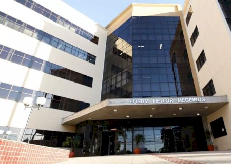 Justiça manda soltar mulher que ameaçou namorado com pistola após descobrir traição em Campo Grande
