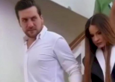 Novo amor? Maiara aparece em clima de romance com estrangeiro durante cruzeiro