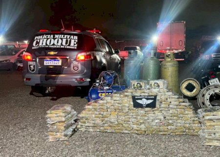 Mulher é presa em Campo Grande com 237 kg de pasta base de cocaína escondidos em quarto