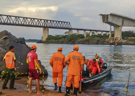 Número de mortos após queda de ponte no TO chega a 10; buscas por mergulho foram retomadas