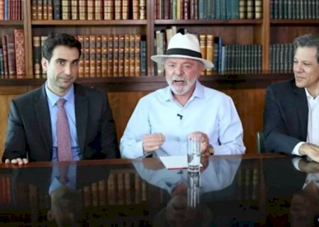 Lula diz que governo não vai interferir em nova gestão do BC