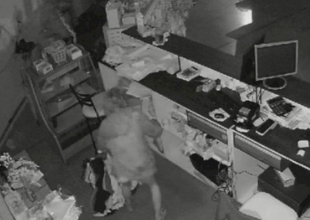VÍDEO: Em dois meses empresário teve loja furtada sete vezes e prejuízo passa de R$ 30 mil