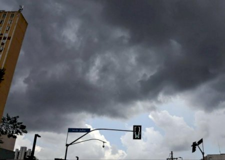 Campo Grande e outras 53 cidades de MS estão na rota de chuvas intensas no fim de semana