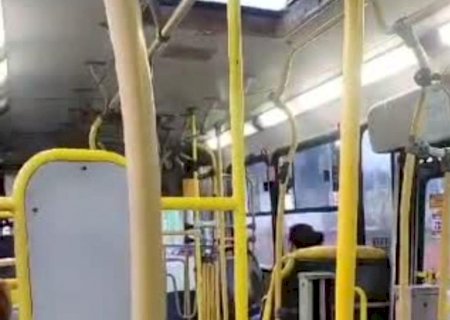 Ônibus quebrado na Avenida Gury Marques “atrasa o lado” de usuários de transporte coletivo