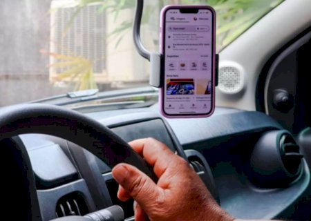 Anúncios prometem remover restrições a veículos e até reintegrar motoristas em apps de mobilidade