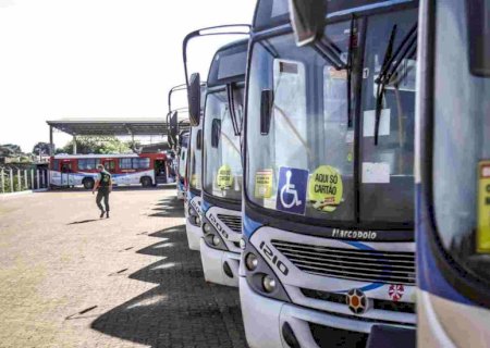 Justiça determina reajuste da tarifa de ônibus e aplica multa diária de R$ 50 mil na Prefeitura