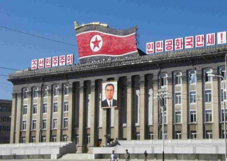 Coreia do Norte lança mísseis na costa leste do país, dizem militares sul-coreanos