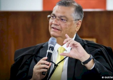 Dino dá 30 dias para governo ter regras para emendas em universidades
