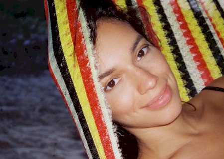É namoro? Ex-BBB Alane Dias quebra o silêncio após flagras com José Loreto