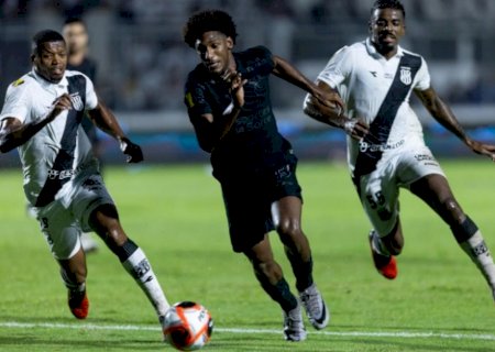 Corinthians suporta pressão no fim e vence Ponte Preta graças a Talles Magno