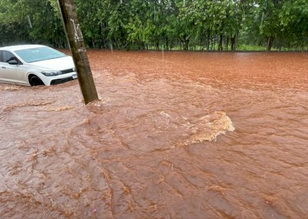 Vem mais água por aí: Na Capital, INMET emite alerta de perigo potencial para pancadas de chuva durante este domingo