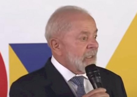 Durante reunião, Lula brinca sobre comer ovos de ema e querer provar de jabutis