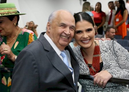 Ex-deputada é nomeada no Governo com salário de R$ 22 mil após não se eleger vereadora