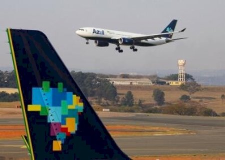 Azul suspende operações em 14 cidades do país; Confira a lista