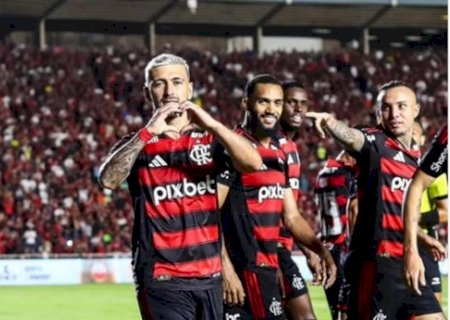 Flamengo atropela Portuguesa após título da Supercopa Rei e dorme no G-4 do Campeonato Carioca