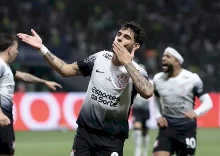 Em pleno Allianz Parque lotado, Corinthians surpreende e vence Palmeiras na primeira decisão do Paulistão