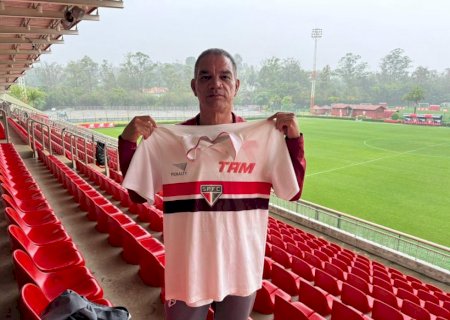 Quem é o campeão do mundo pelo São Paulo que proíbe palavrão e evita dar treino tático na base