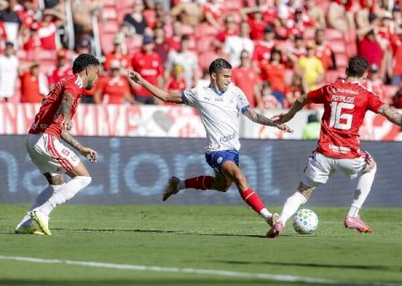 Fora de casa, Bahia vence Internacional por 1 a 0 no Beira-Rio