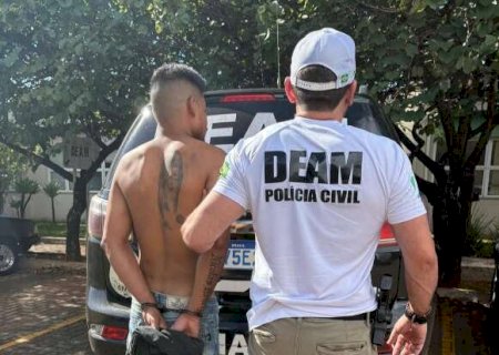 Pintor &eacute; preso na casa da m&atilde;e ap&oacute;s incendiar resid&ecirc;ncia da ex-namorada