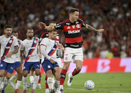 Saúl revela drama familiar após primeiro jogo pelo Flamengo no ano: "Meu filho está na UTI"
