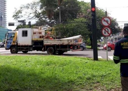 A partir de segunda, quem virar na Rua Bahia pela Afonso Pena ser&aacute; multado