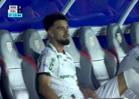 Flaco López se irrita ao ser substituído na vitória do Palmeiras contra o Bragantino; assista