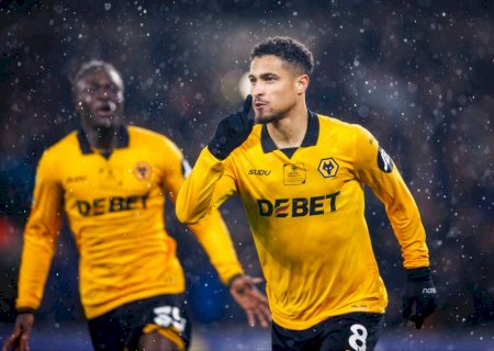 Atlético de Madrid negocia contratação de João Gomes; veja valor estipulado pelo Wolves