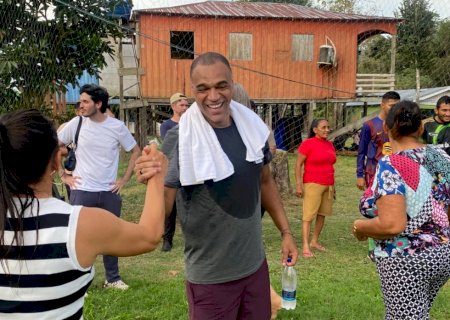 Denílson exalta momento do Amazonas e banca Neymar na Copa: "Pode fazer a diferença"