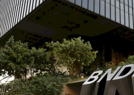 BNDES abre financiamento para transporte de carga e passageiros