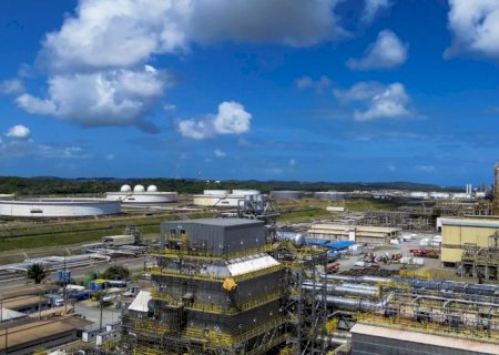 Refinarias da Petrobras operam com mais de 100% de capacidade; entenda