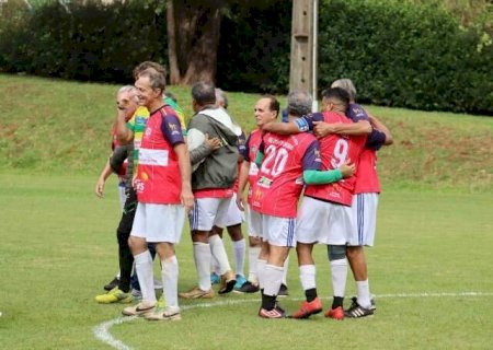 "Espanha" vence "Fran&ccedil;a" e leva t&iacute;tulo da Super Master na Copa da Madrugada