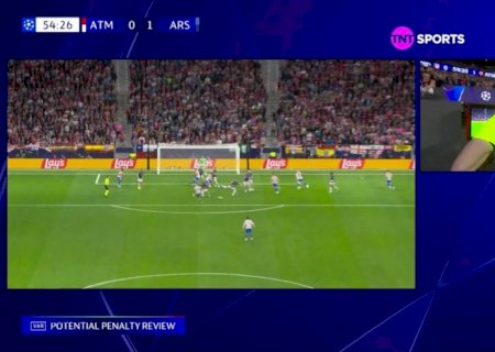 Simeone nega superstição e explica troca de hotel do Atlético de Madrid em Londres: "Mais barato"