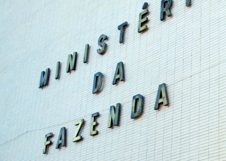Fazenda eleva para 4,5% estimativa de inflação com guerra e petróleo
