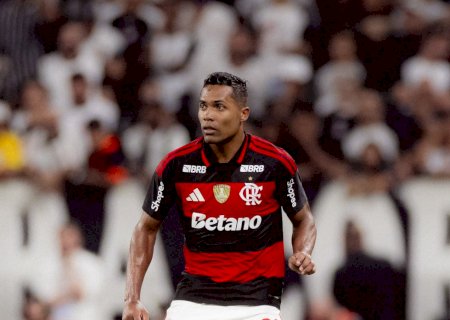 Escalação do Flamengo: Jorginho e Evertton Araújo devem ser titulares contra o Vitória
