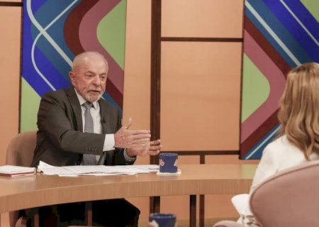 Eleições: Lula promete vetar PL sobre envio em massa de mensagens