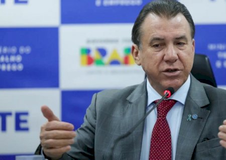 Brasil fecha 2025 com aumento de 5% no estoque de empregos
