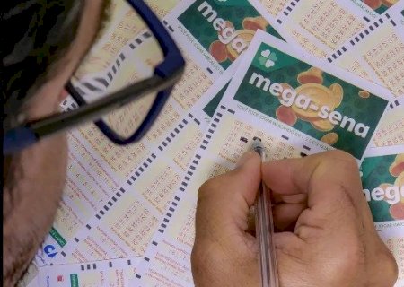 Confira os n&uacute;meros sorteados pela Mega-Sena neste s&aacute;bado