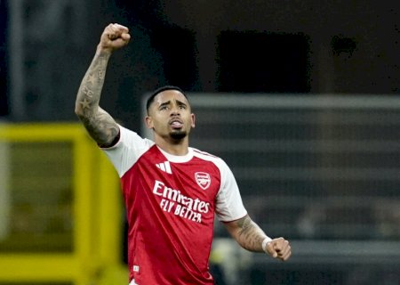 Alvo de times italianos, Gabriel Jesus quer cumprir contrato no Arsenal