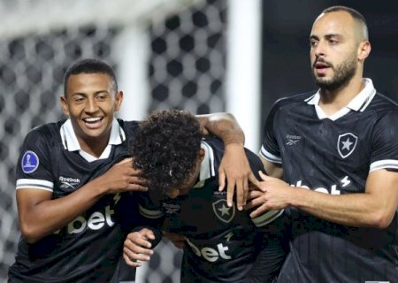 Botafogo goleia Petrolero e Gr&ecirc;mio segue vivo na Sul-Americana