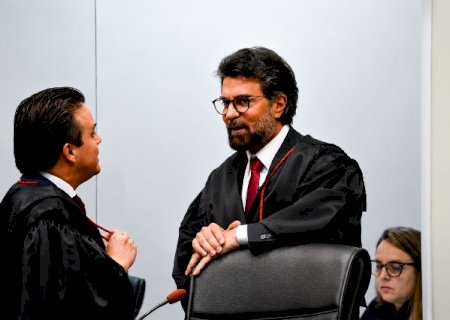 Carlos Alberto Garcete toma posse no TRE e defende elei&ccedil;&otilde;es seguras e confi&aacute;veis