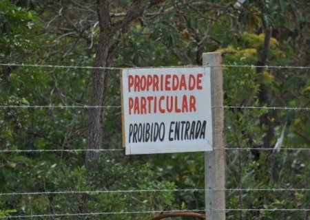 Capital cria m&ecirc;s para defender propriedade privada nas escolas e com debates