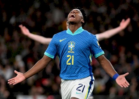 Endrick celebra convocação da seleção brasileira para a Copa do Mundo; veja reação de outros jogadores