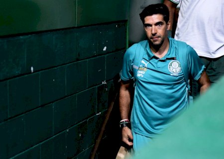 Abel tem rara oportunidade para poupar titulares do Palmeiras