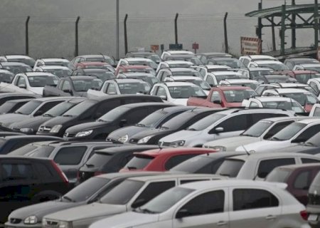 Produção de veículos cresce 2,4% em abril, diz Anfavea