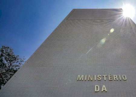 Defesa e Cidades lideram bloqueios no Orçamento de 2026
