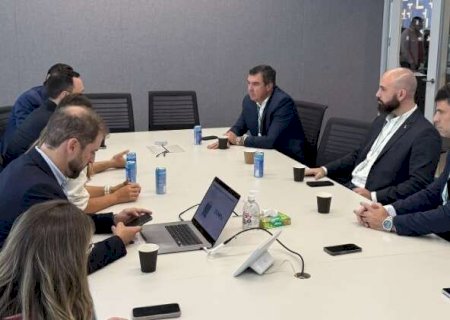 Riedel v&ecirc; &ldquo;grandes oportunidades&rdquo; ap&oacute;s reuni&atilde;o com gigante da tecnologia em SP